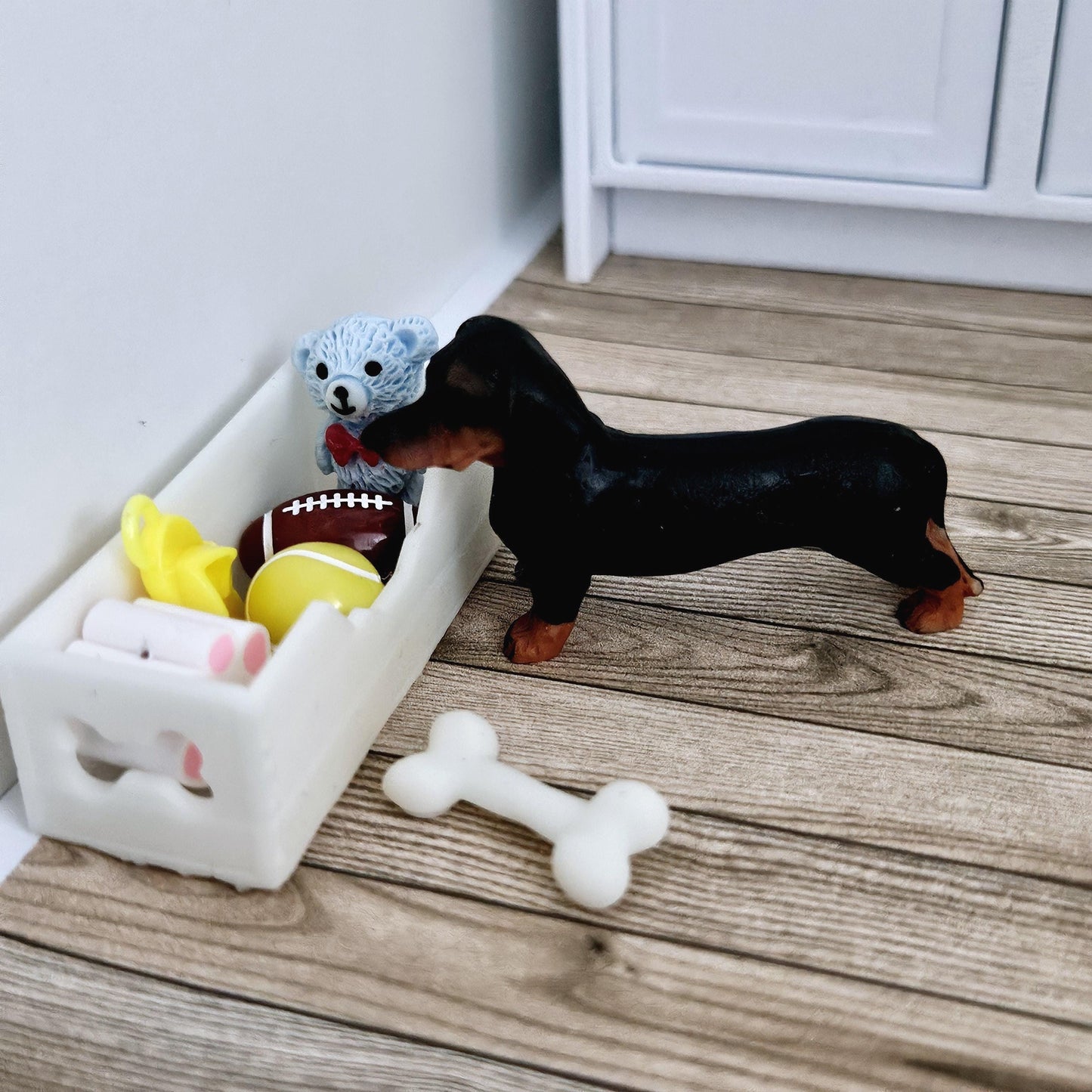 Dolls House Dog Toy Box: Miniature Toys, 12th Scale