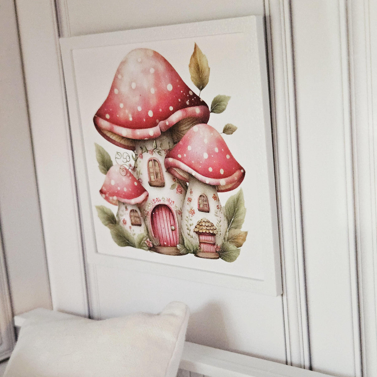 Toadstool picture – alternate view 5 | 1:12 scale dolls house miniature