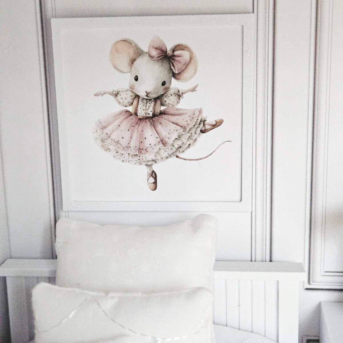 Dancing Mouse Print – alternate view 5 | 1:12 scale dolls house miniature