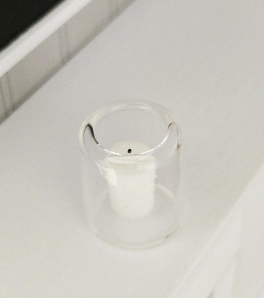 Candle in a glass vase – alternate view 2 | 1:12 scale dolls house miniature