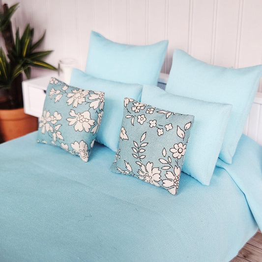 !!! Blue ( ) Double Bedding Set – alternate view 2 | 1:12 scale dolls house miniature