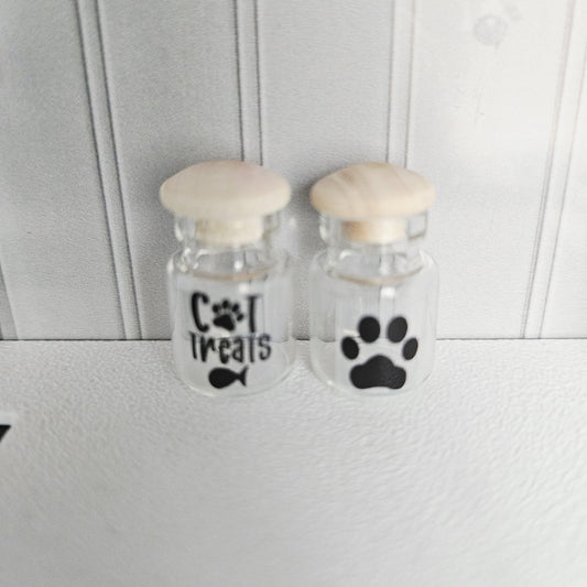 Cat Treat Jars – Set of 2 – alternate view 2 | 1:12 scale dolls house miniature