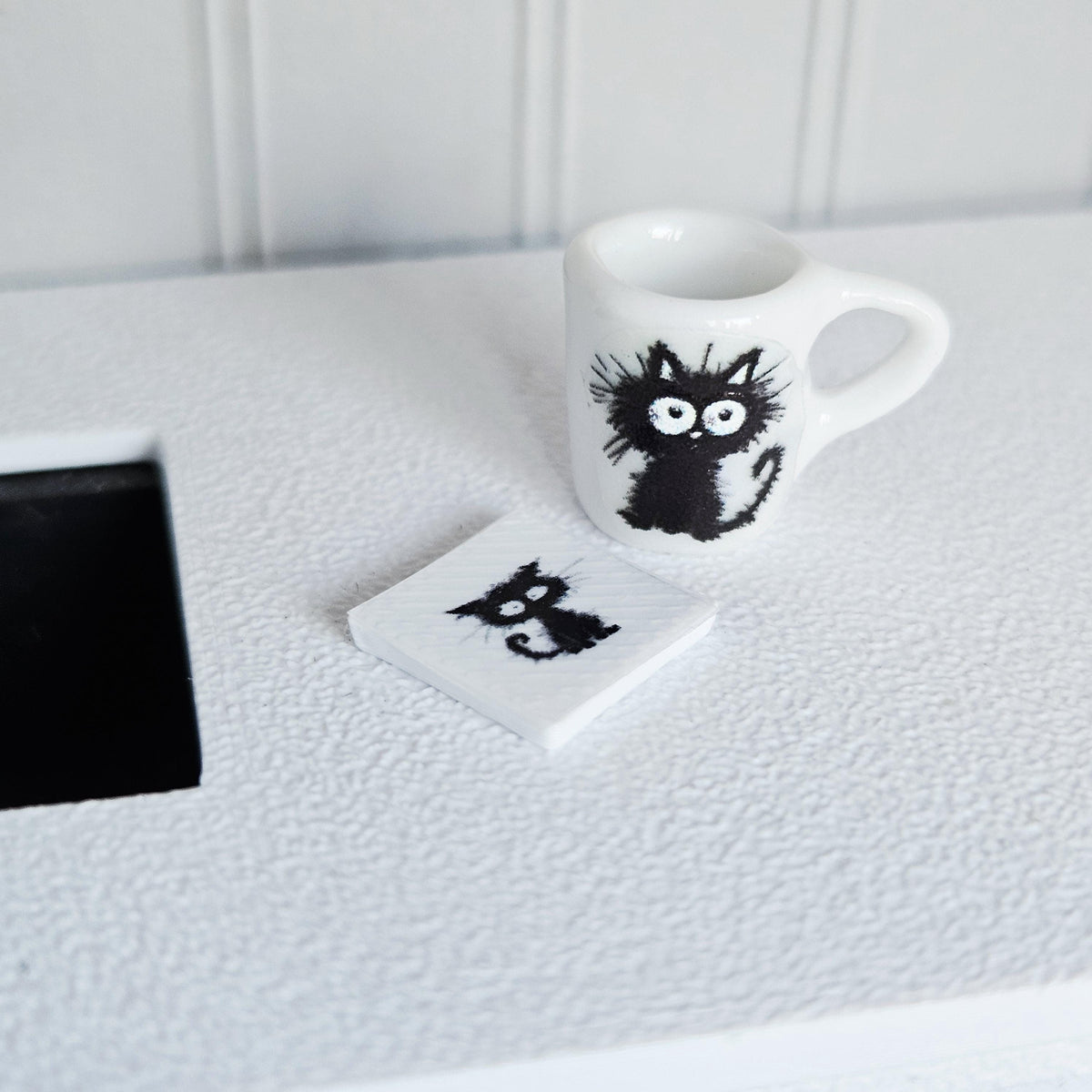 Dolls House Black Cat Mug & Coaster Set | Miniature Cup Set | Kitchen Accessory | 1:12 Scale