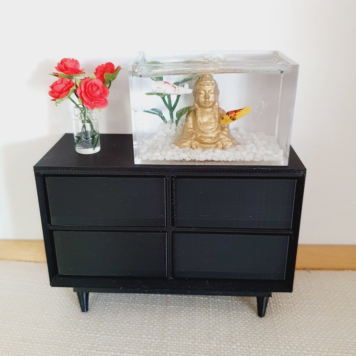 Dolls House Fish Tank / Resin Aquarium, 12th Scale, Miniature Fish Tank