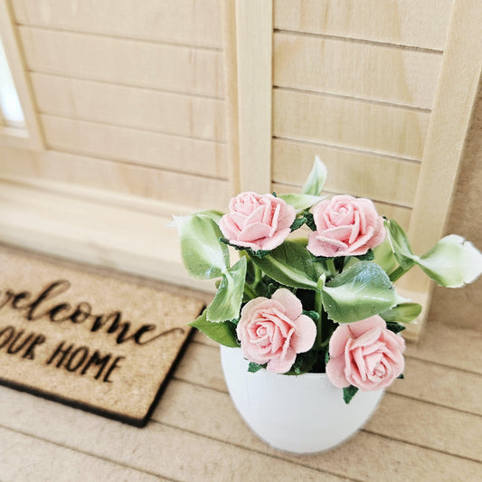 Plant Pot with Roses – alternate view 2 | 1:12 scale dolls house miniature