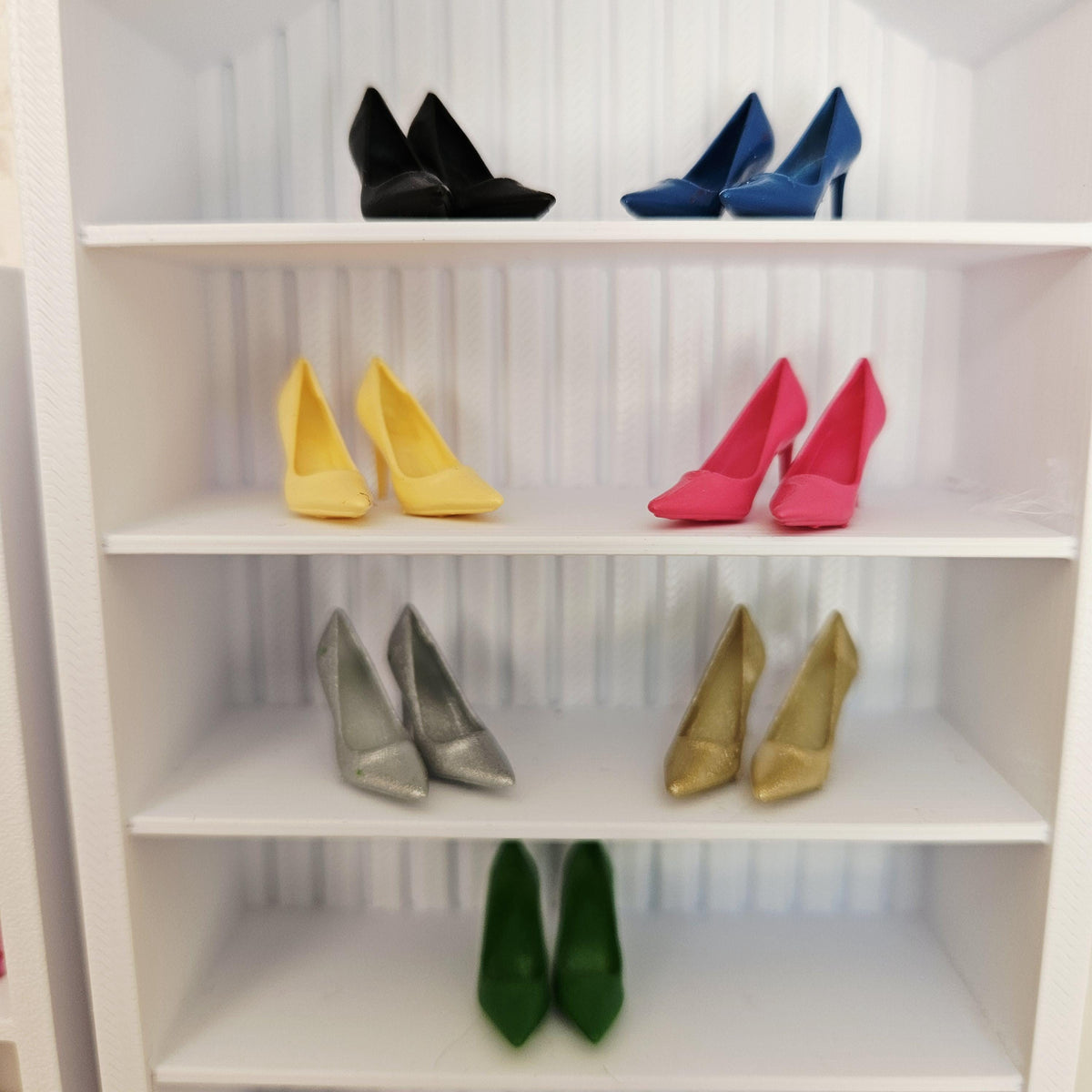 Dolls House High Heel Shoes | Choice of Colours | Miniature Ladies Heels