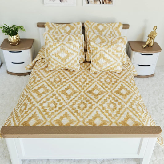 Yellow Print Double Bedding Set – alternate view 2 | 1:12 scale dolls house miniature