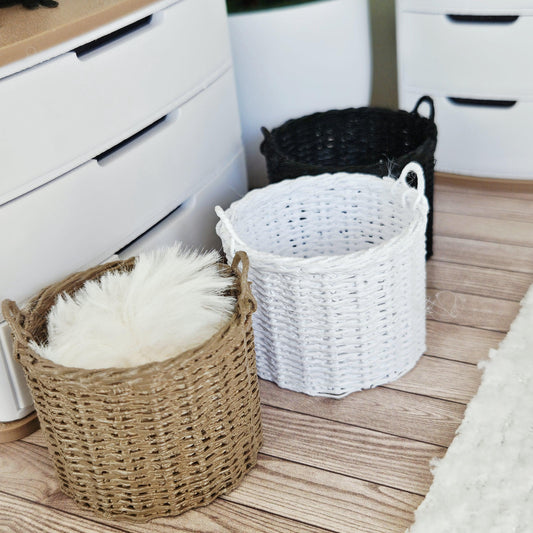 Wicker Basket – alternate view 2 | 1:12 scale dolls house miniature