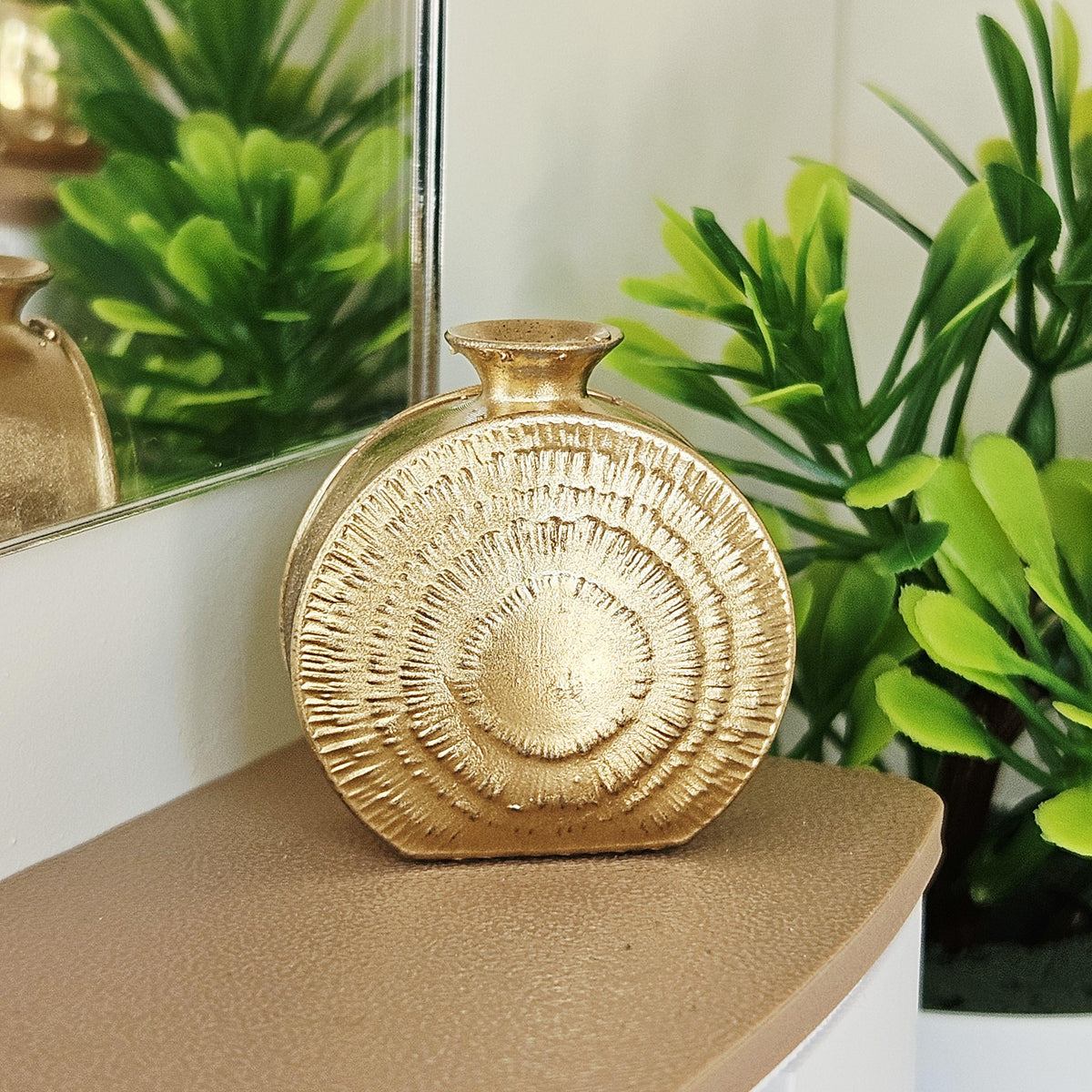 Modern Vase – alternate view 7 | 1:12 scale dolls house miniature