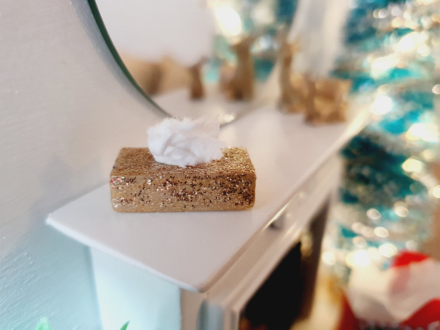 Festive Christmas Accessories – 1:12 Scale Miniatures