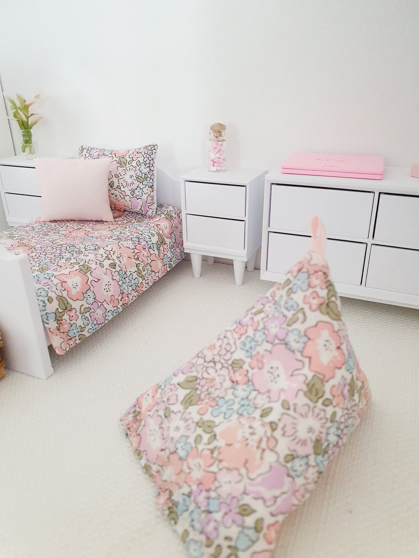 Dolls house Liberty Michelle Bean Bag Chair | 1:12 Scale, Miniature bean bag