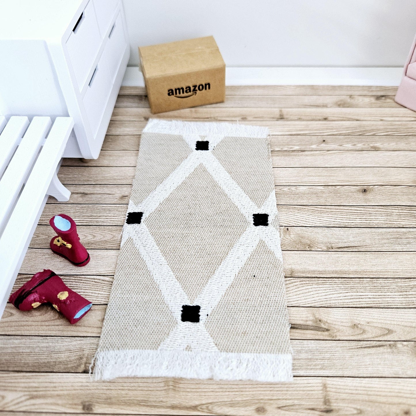 Dolls House Beige Pattern Rug / Runner | Linen Rug | 1:12th Scale | Miniature Rug