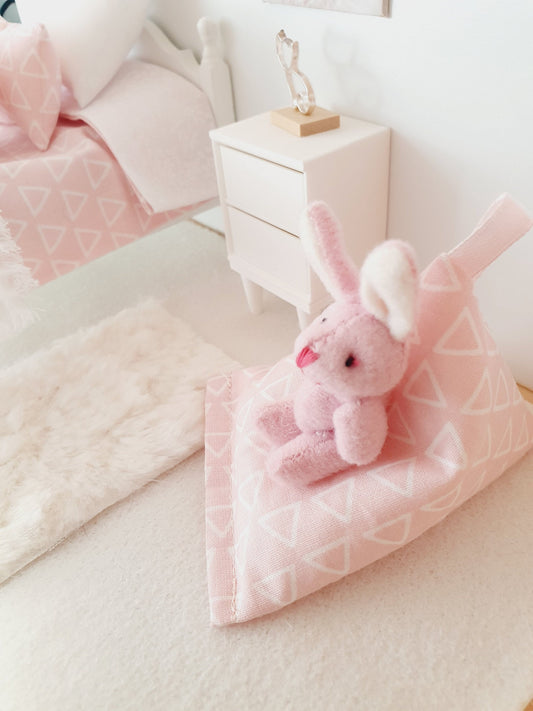 Dolls house Pink Geometric Design | Bean Bag Chair | 1:12 Scale, Miniature bean bag