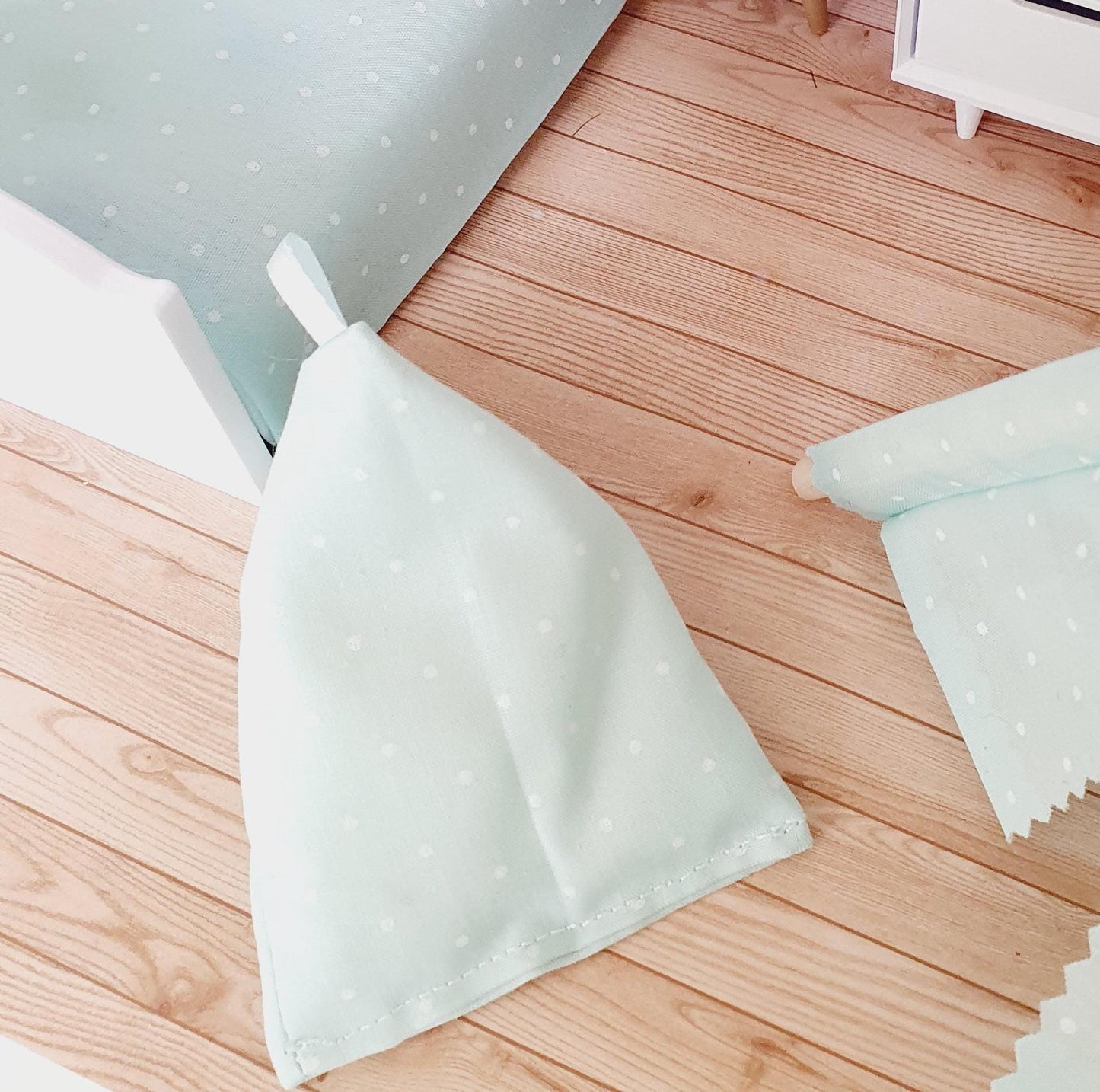 Dolls house Small Bean Bag/ Chair, Choice of Colours, 1:12 Scale, Miniature bean bag