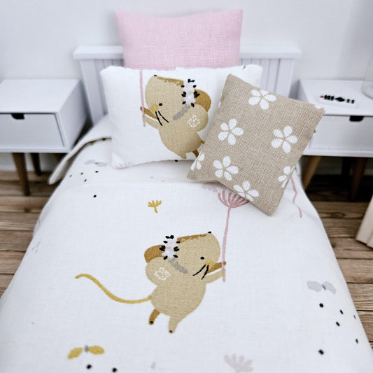 Dolls house Single bedding, pretty mouse design, 12th scale bedding, miniature bed set