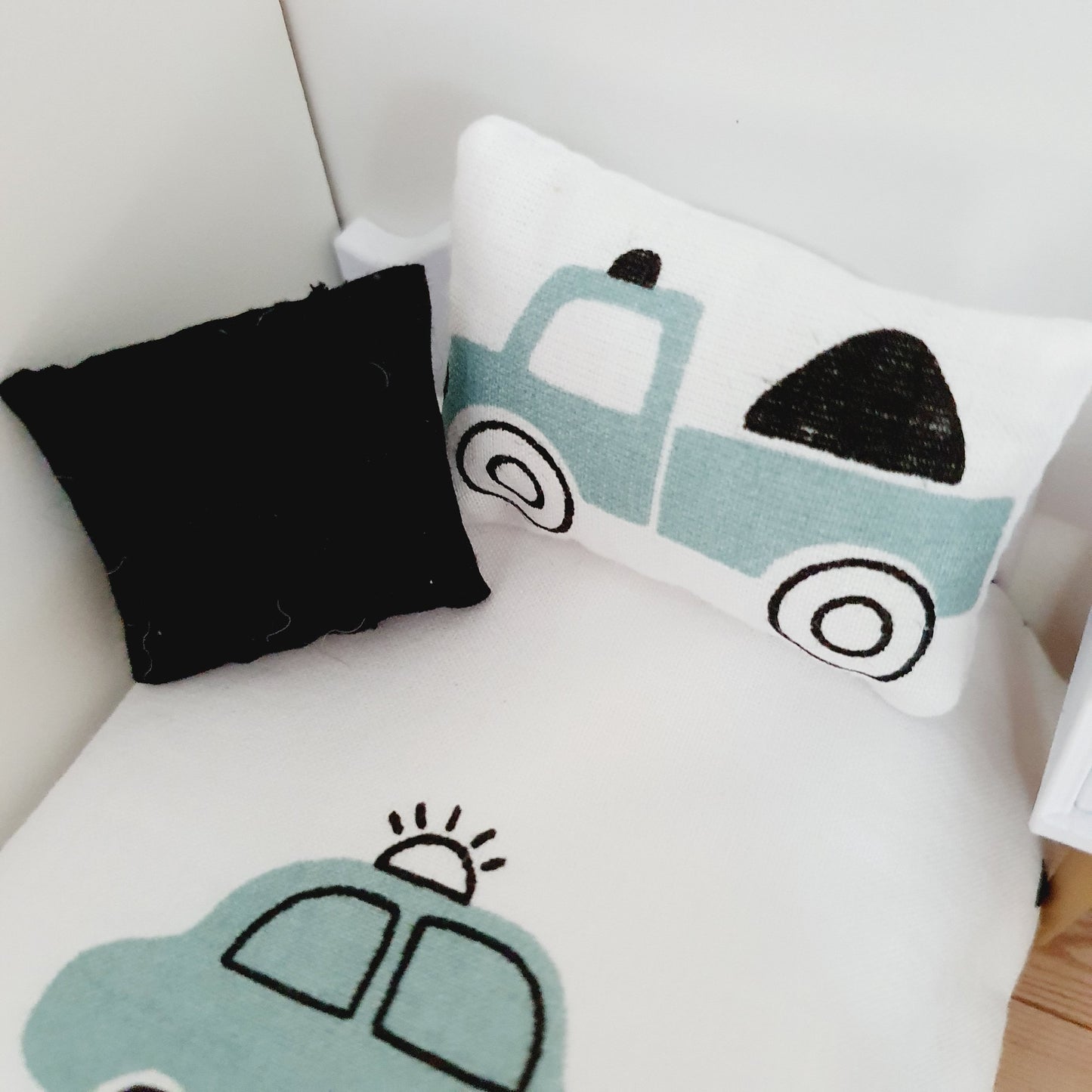 Dolls House Junior Car Bedding Set – 3-Piece, 1:12 Scale, Miniature Bedding
