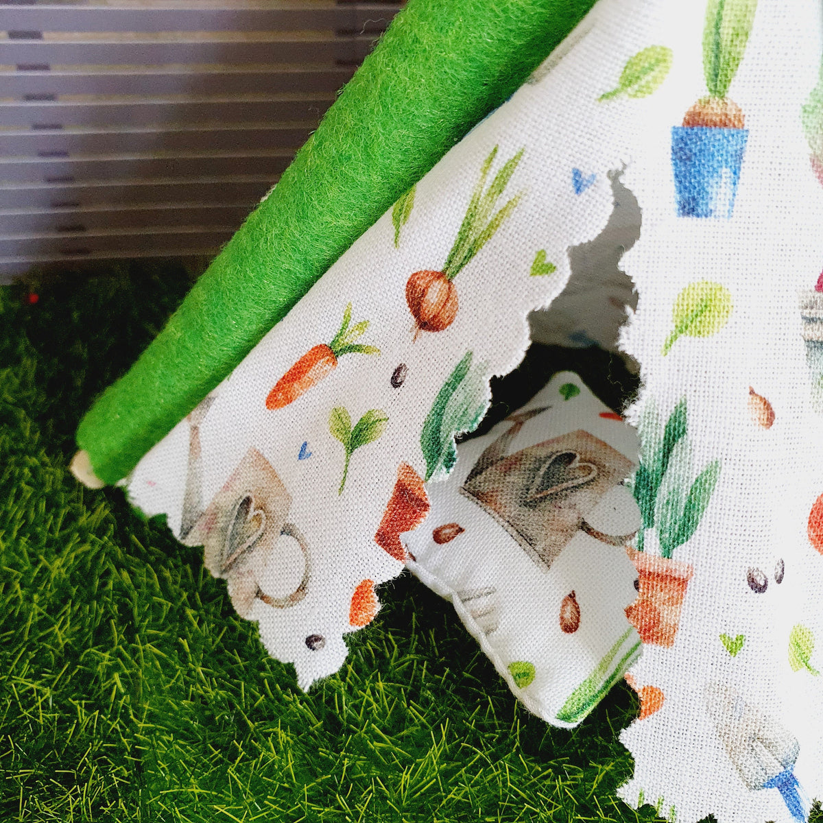 Dolls house Cute Garden TeePee / Tent, 12th scale tent, miniature teepee, Tipi, Tent