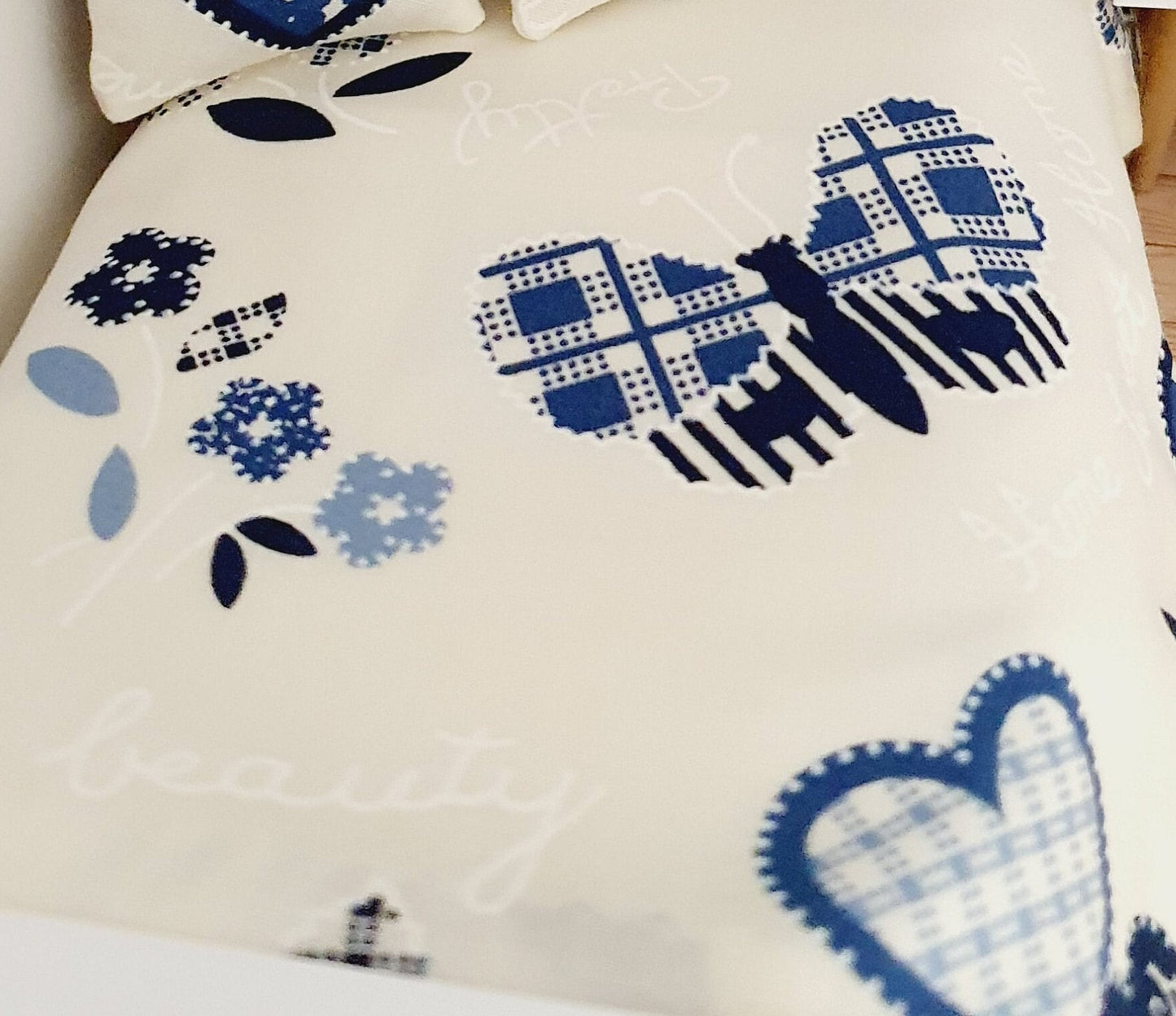 Sale Dolls house Blue Heart 3 piece Junior Bedding Set, 12th scale miniature bedding