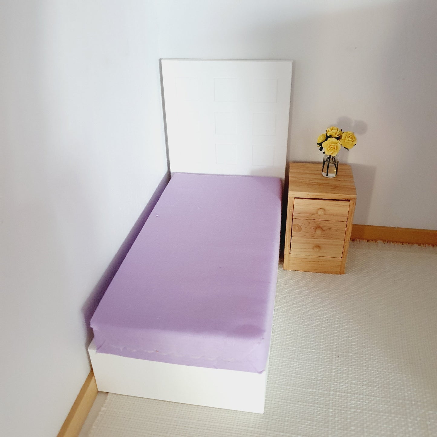Dollhouse Single Mattress, Miniature Bed Accessory, Coloured Bedding, Dolls House Bedroom Decor, Mini Furniture, Handmade Design, 12th Scale