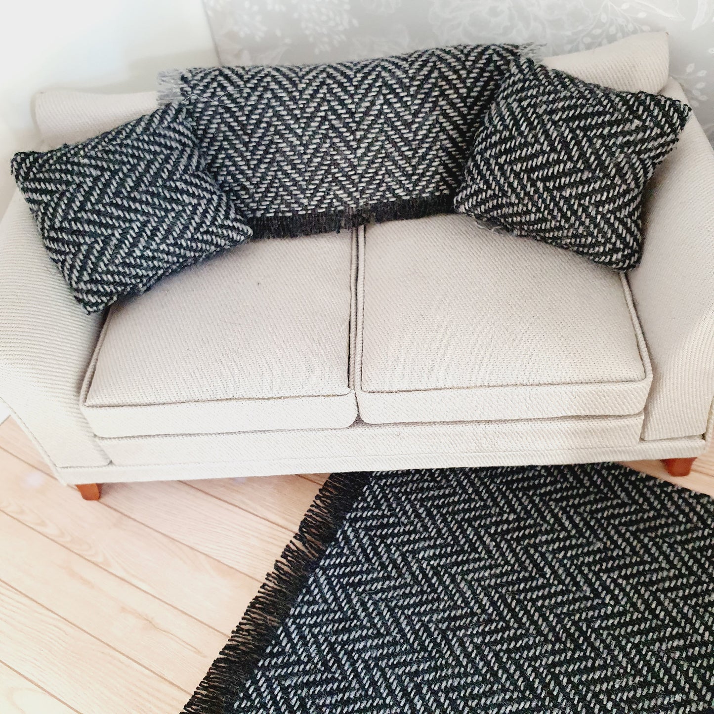 Dolls House Black Herringbone Rug | 1:12th Scale | Miniature Rug