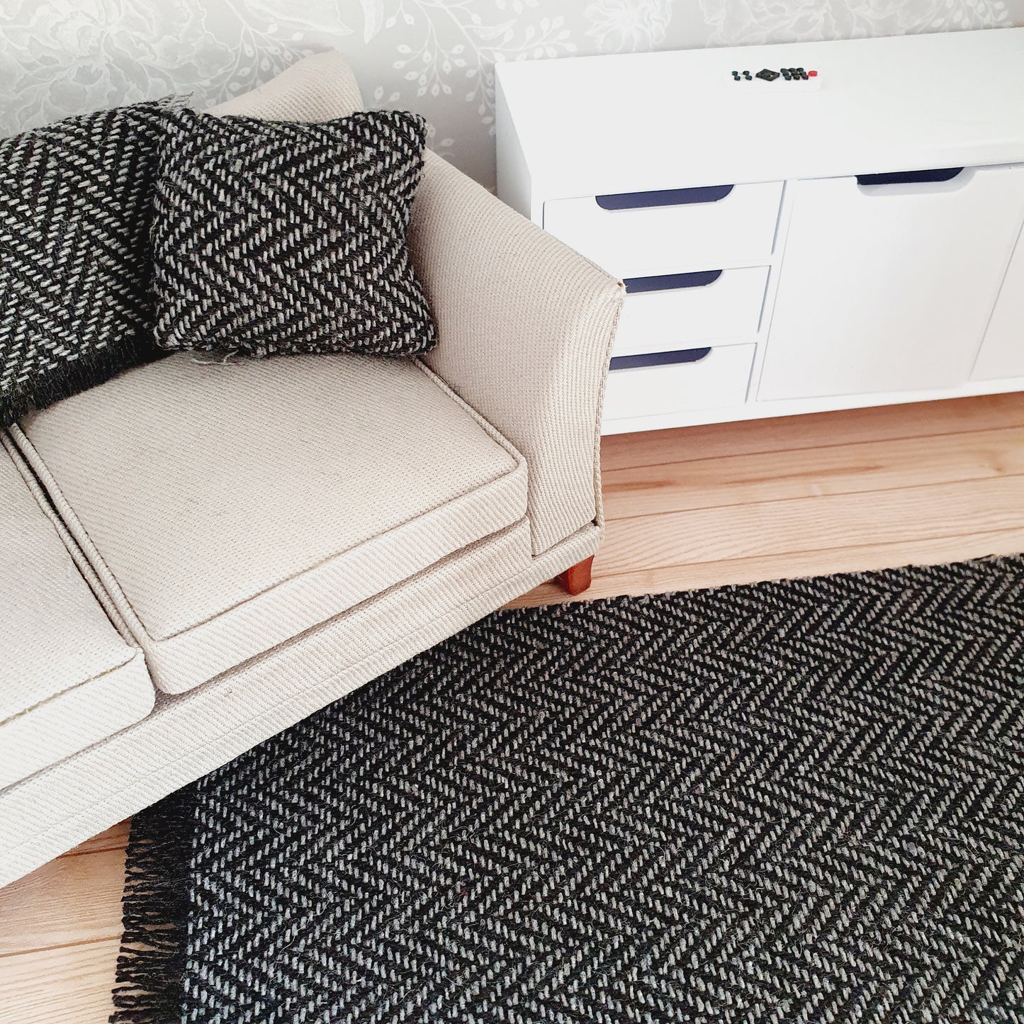 Dolls House Black Herringbone Rug | 1:12th Scale | Miniature Rug