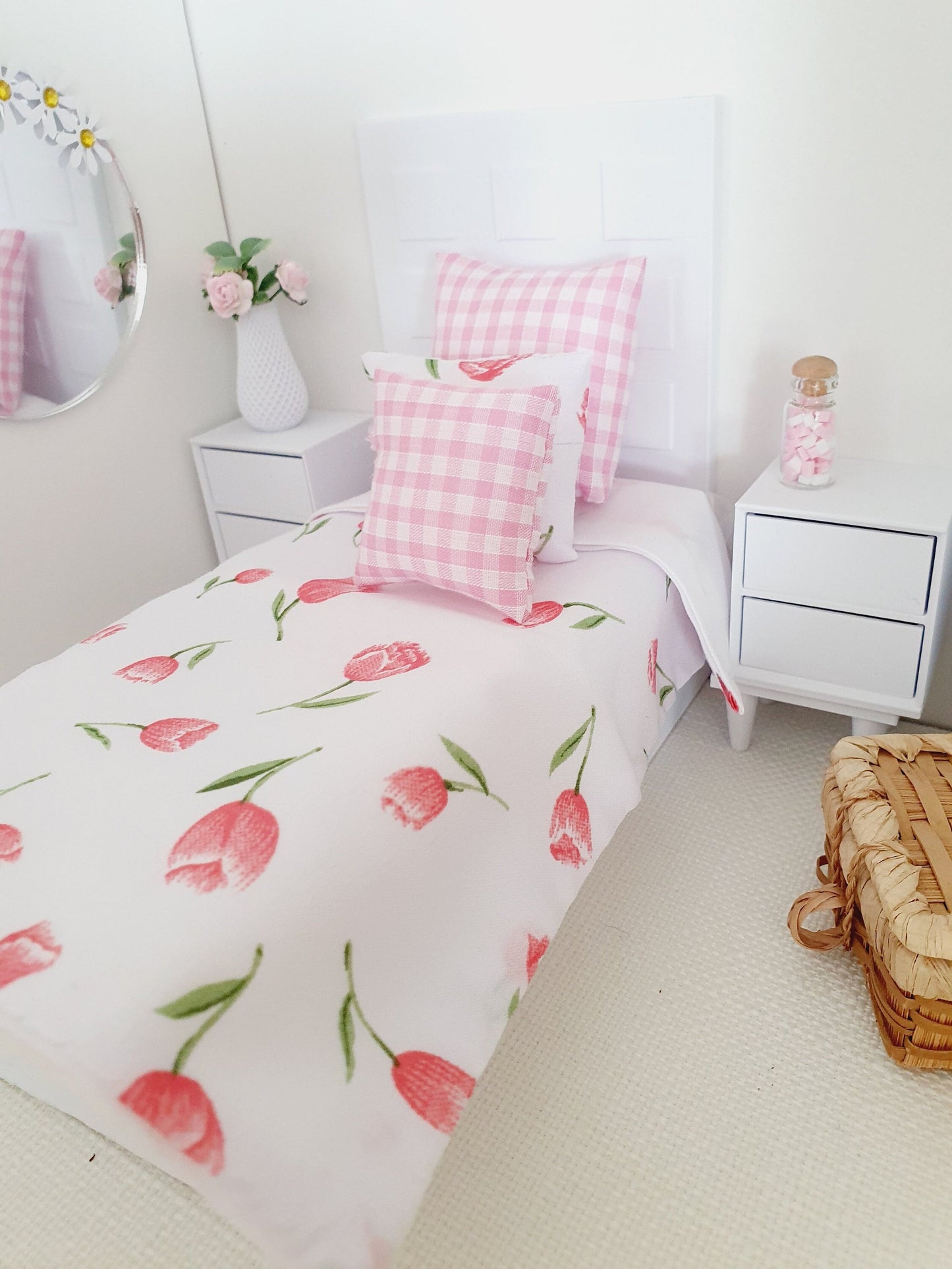 Dolls house Single bedding, pretty Floral design, 12th scale bedding, miniature bed set