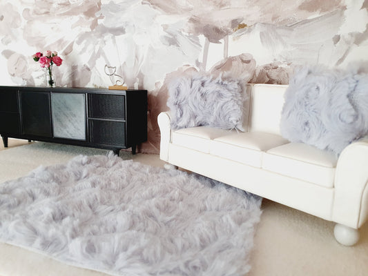 Dolls House Grey Soft Fur Rug | 1:12th Scale | Miniature Rug
