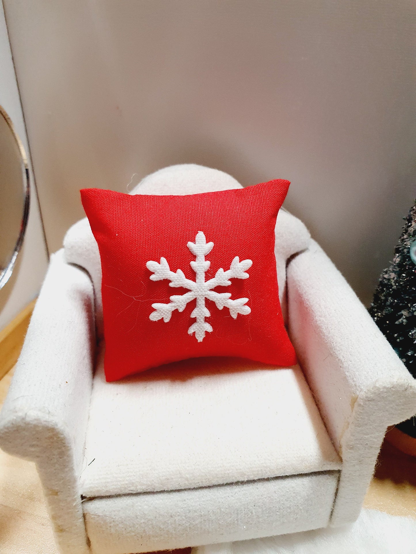 Dolls house Christmas Snowflake Cushion, 12th scale cushions, miniature cushions