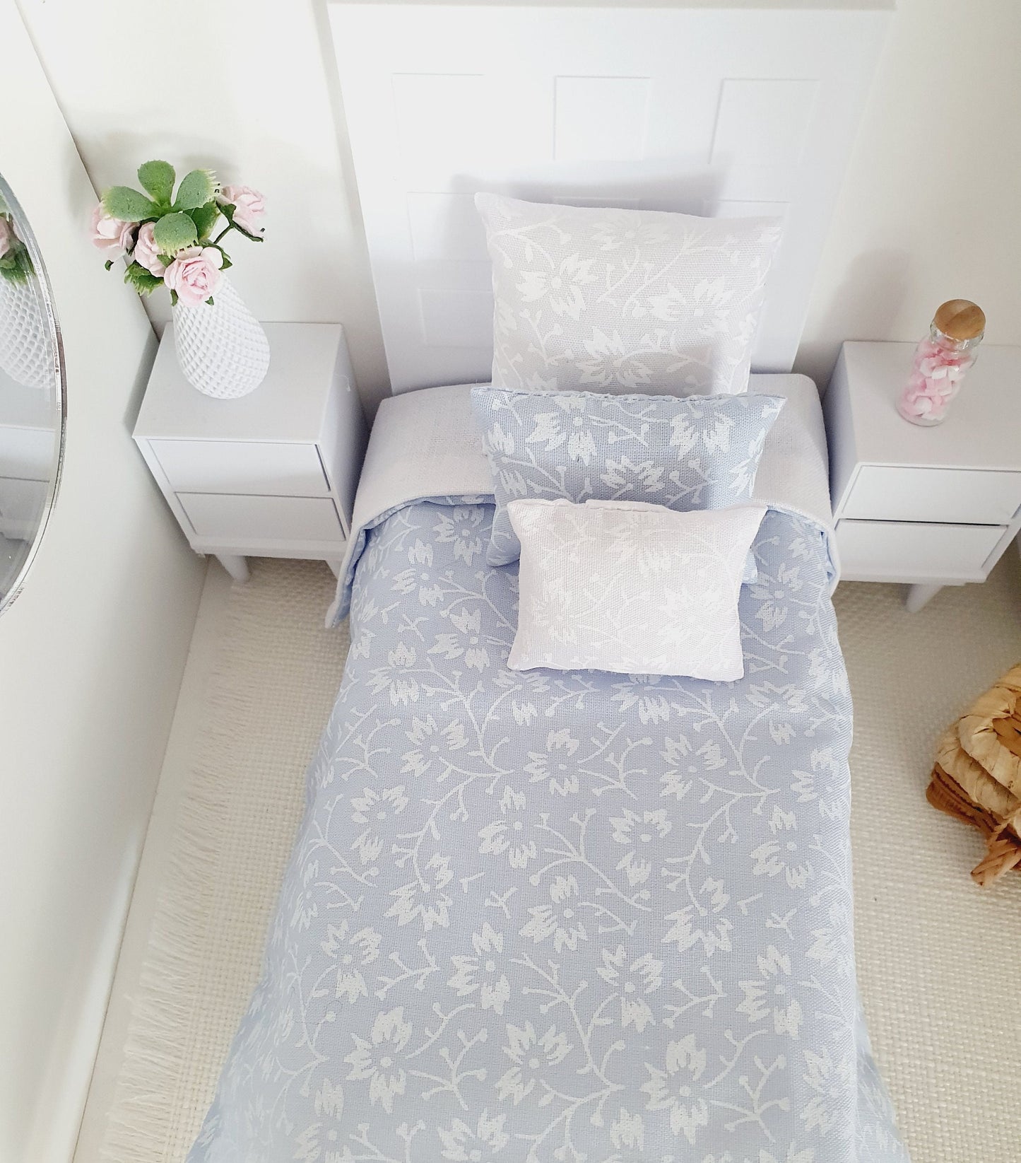 Dolls house Single Pretty Blue & White Floral 4 Piece Set, 12th scale bedding, miniature bed set