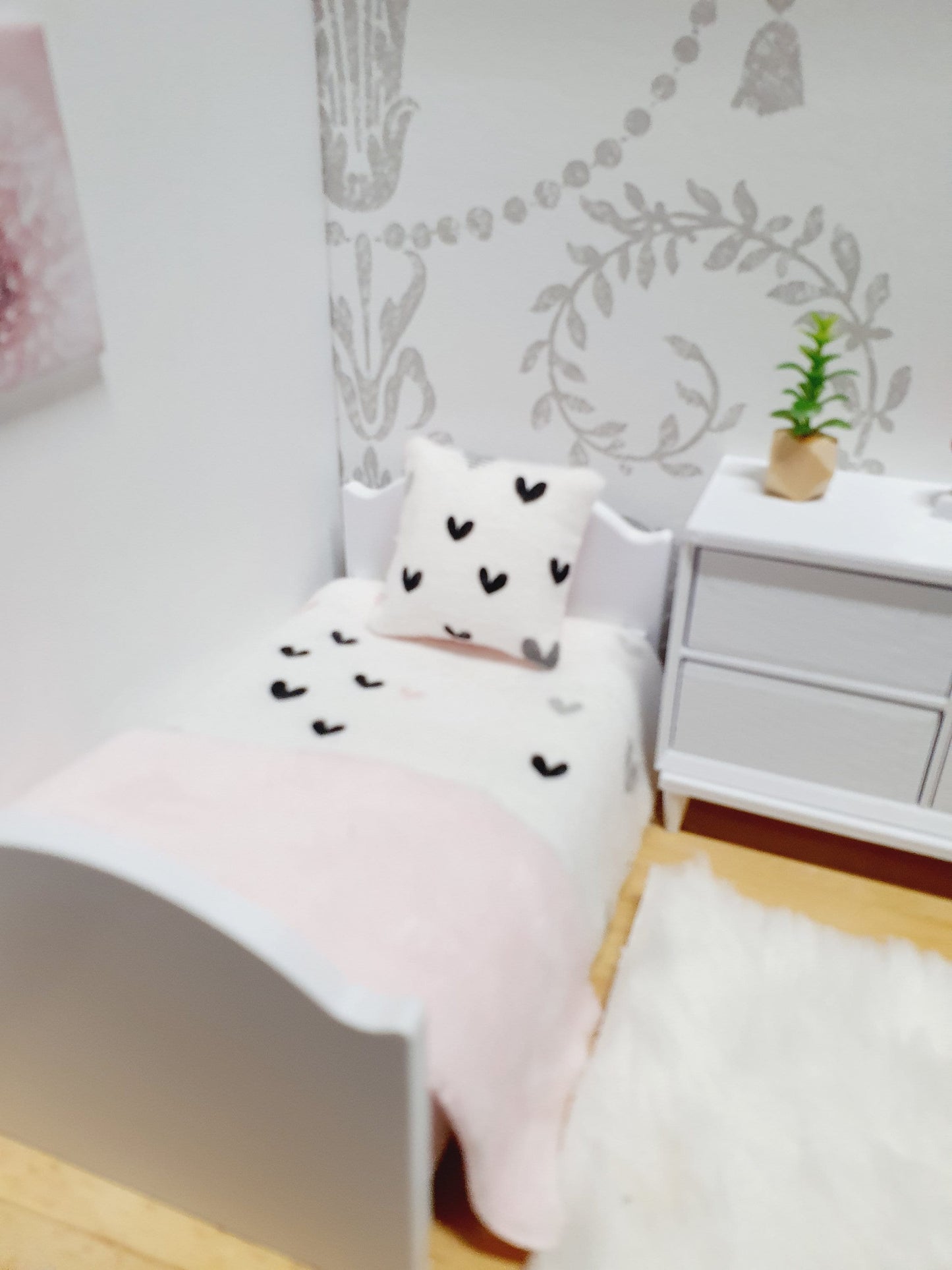 Dolls House Junior Bedding Set – Pink & Black Hearts, Handmade in England, 1:12 Scale
