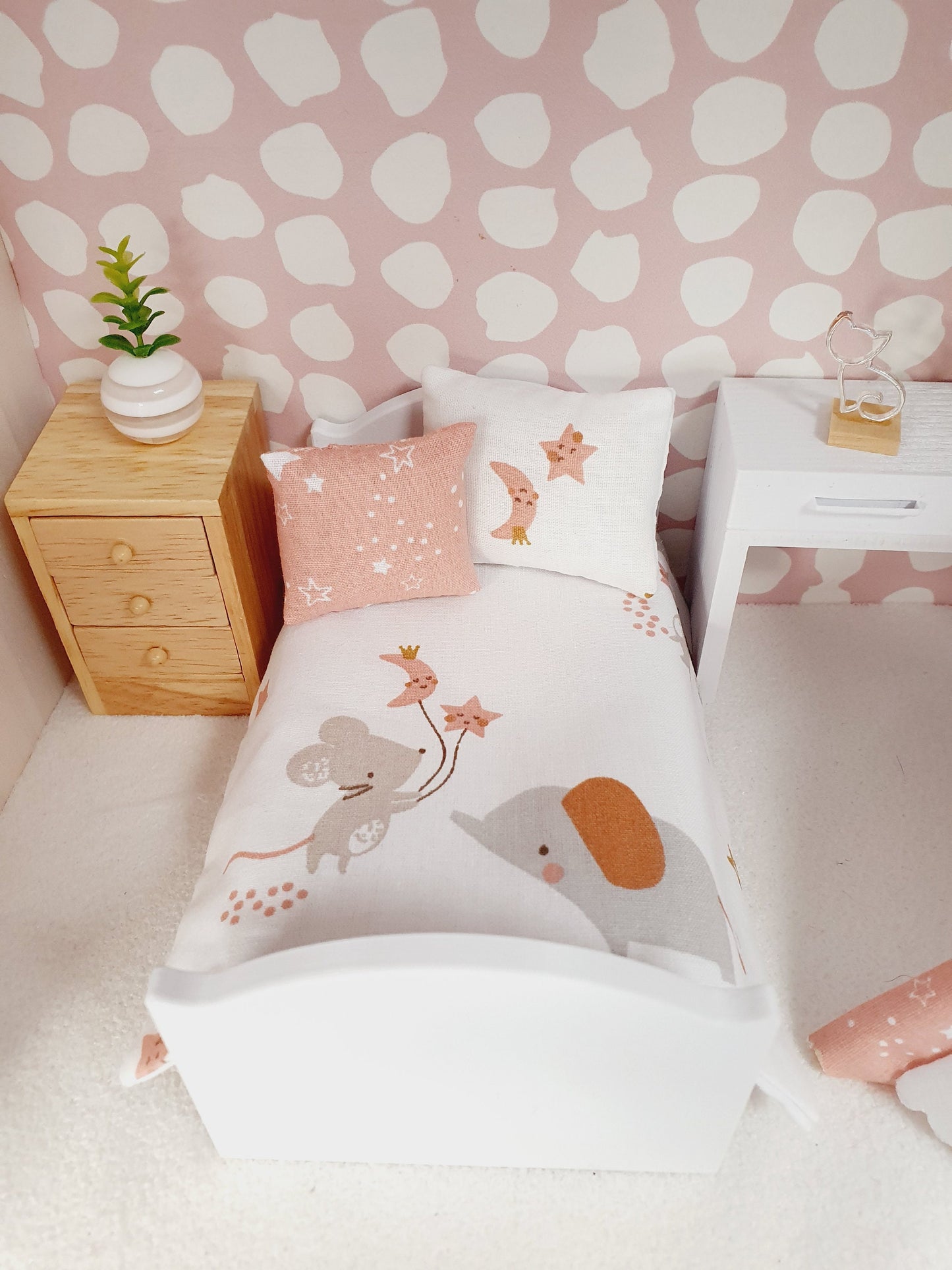 Dolls House Single Pink Mouse and Elephant Bedding Set – 4 Piece, 12th Scale Miniature Bed Set