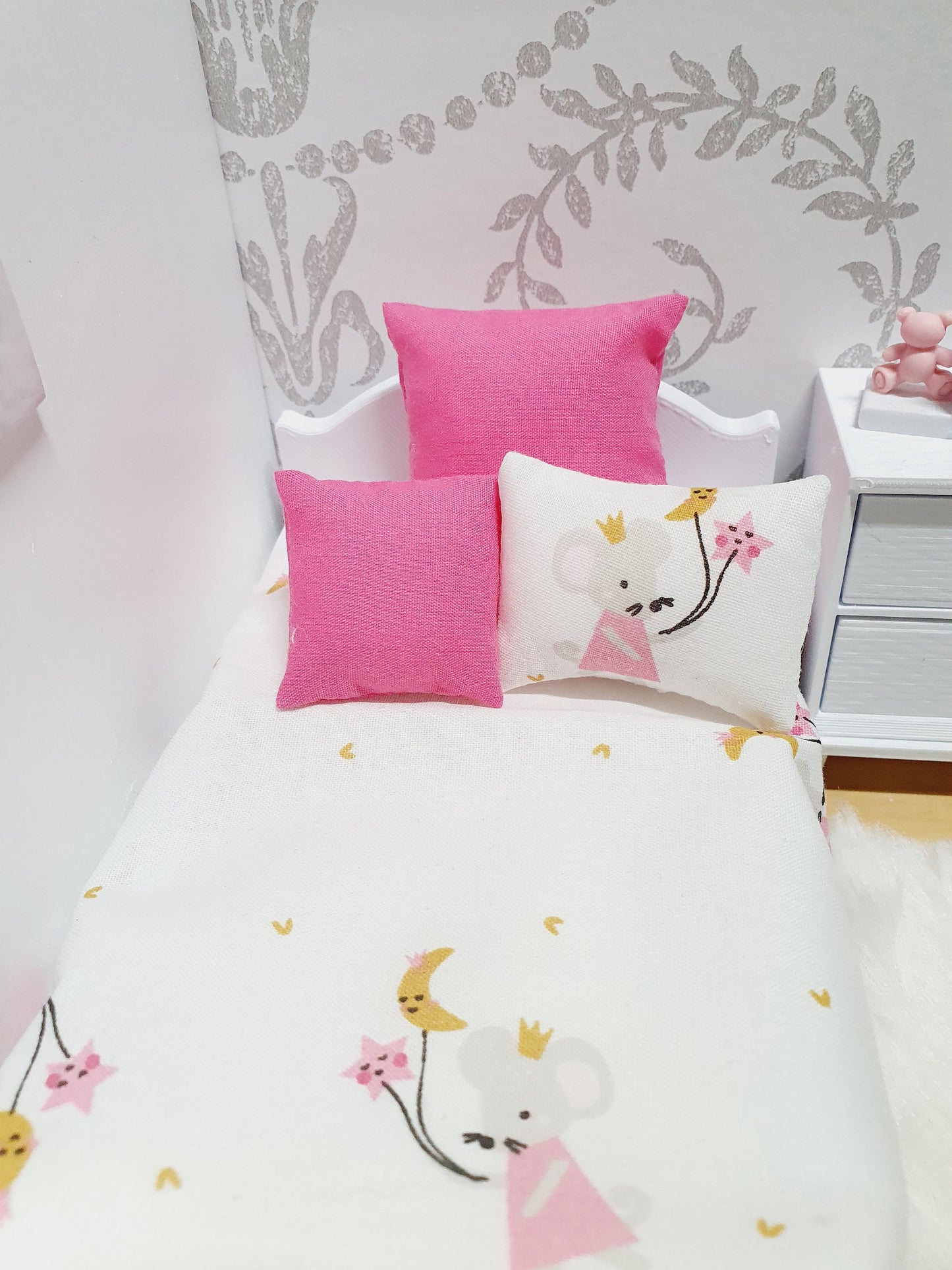 Dolls House Single 4-Piece Pink Mouse Bedding Set 1:12th Scale