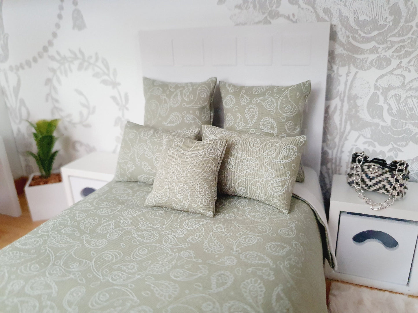 Dolls house Green Floral double bedding set, 6 piece set, 12th scale, miniature bedding