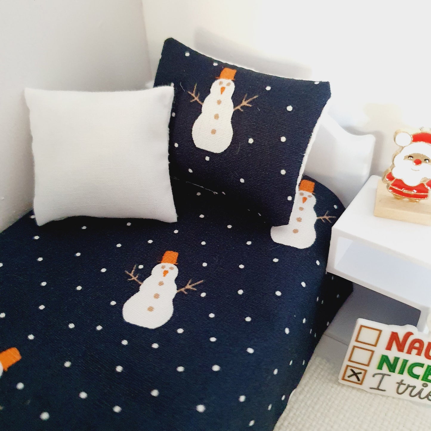 Dolls House Christmas Junior Bedding Set – Snowman & Snowflakes, Handmade in England, 1:12 Scale