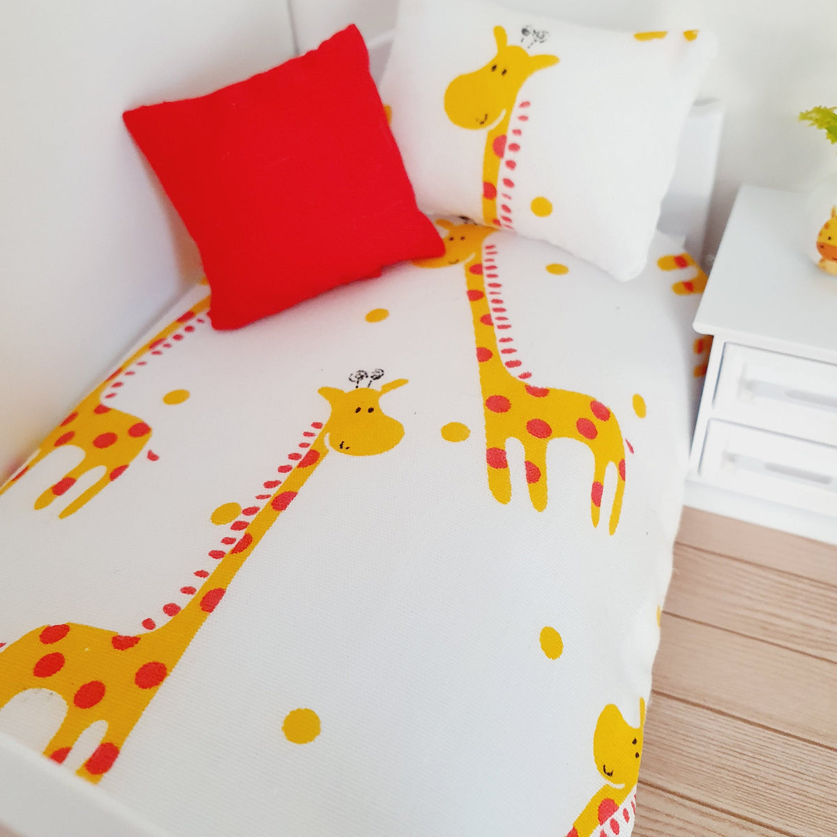 Dolls House Junior Bedding Set – Fun Giraffe Theme, Handmade in England, 1:12 Scale