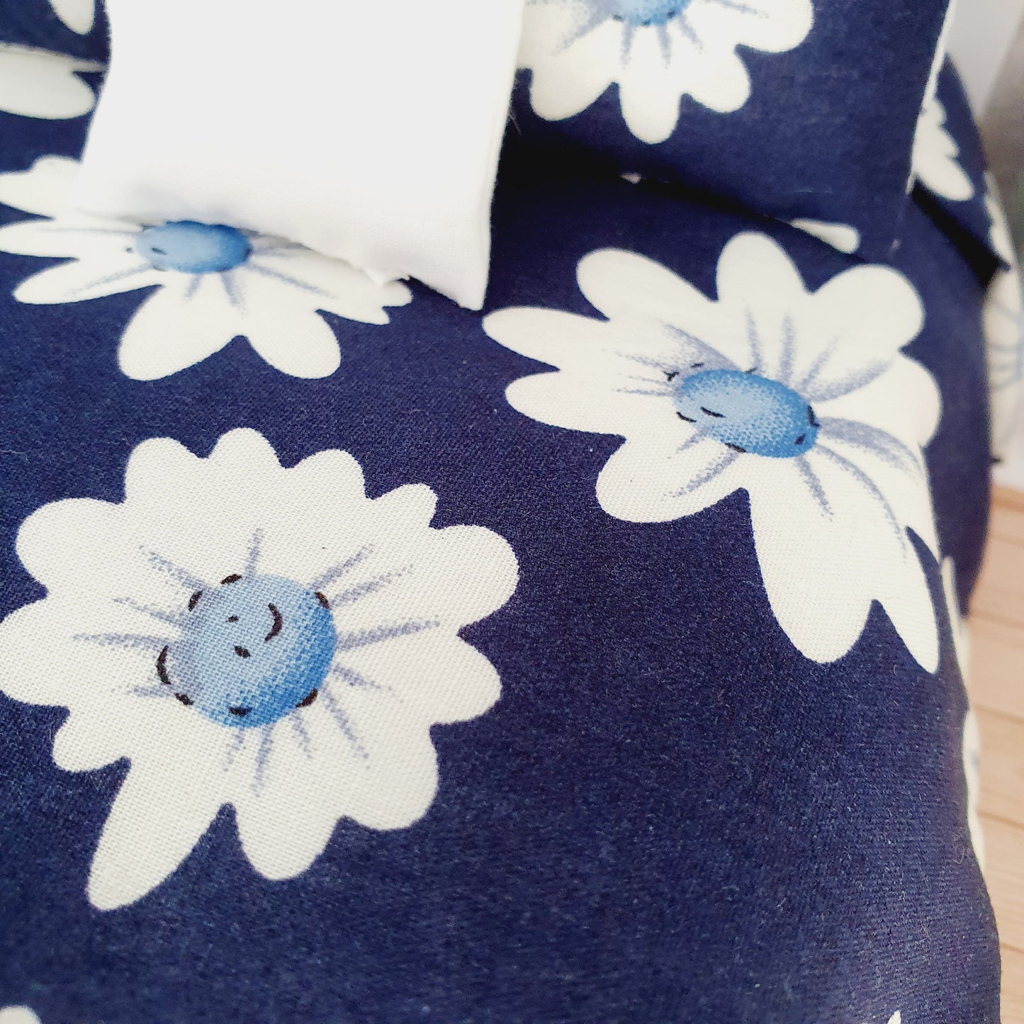 Dolls house Navy Floral 6 piece set, Double bedding, pretty large white flowers, 12th scale bedding, miniature bed set