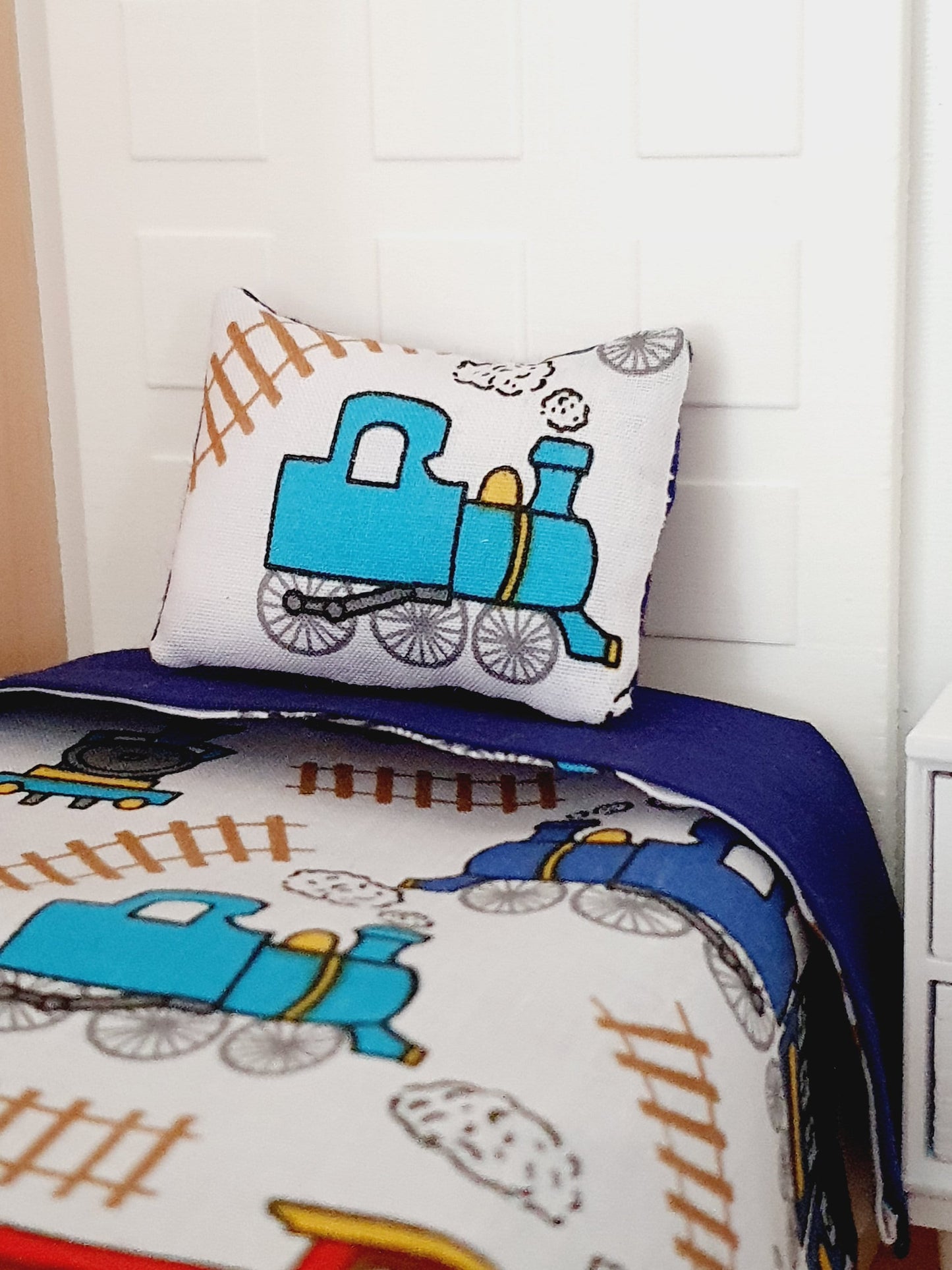 Dolls house Single Train bedding Set, Children's 12th scale bedding, miniature bed set