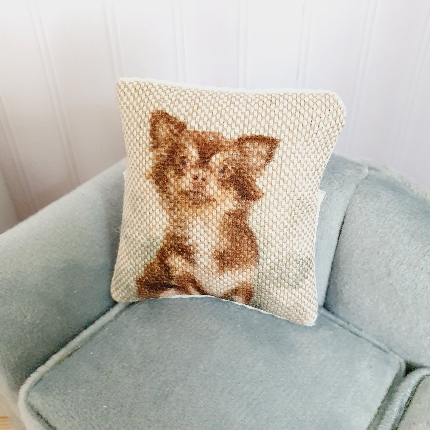 Dolls house 1x Cute Chihuahua Dog cushion, Cute dog cushion, 12th scale cushions, miniature cushion