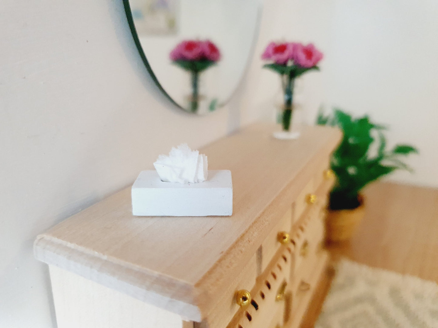 Dolls House Tissue Box 1:12th Scale, Miniature, Choice of Colours, Miniature Tissue Box
