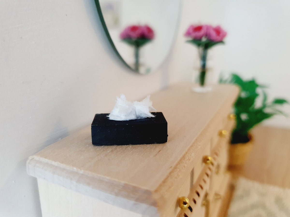 Dolls House Tissue Box 1:12th Scale, Miniature, Choice of Colours, Miniature Tissue Box