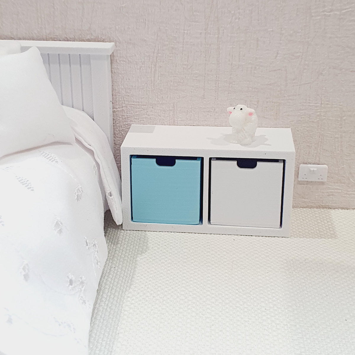 Dolls House Cube Storage Unit | 2 Compartments + Boxes | 1:12 Scale
