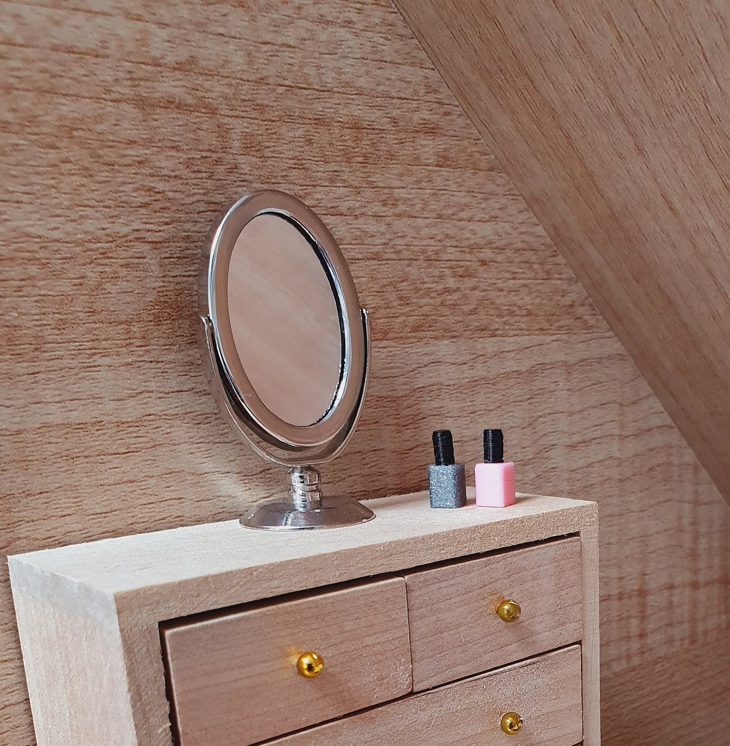 Dolls House Nail Polish Set | Choice of Colours | 1:12 Scale Miniature