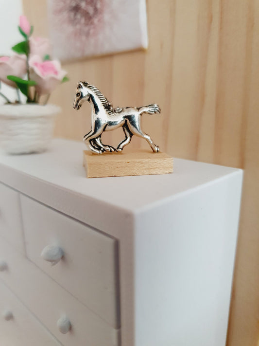 Dolls House Small Horse Ornament on a wooden stand, 1:12th Scale, Miniature Ornament on a stand