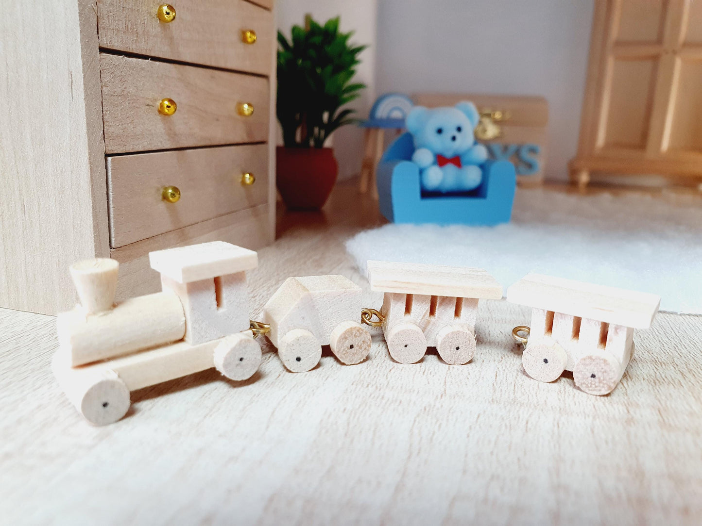 Dolls House Wooden Toy Train | 4-Piece Miniature Set | 1:12 Scale