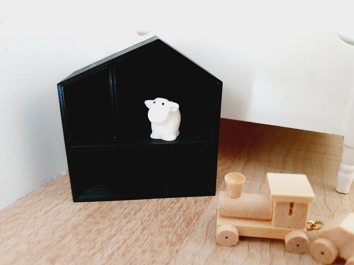 Dolls House Miniature Toy Dolls House | Modern Style | 1:12 Scale