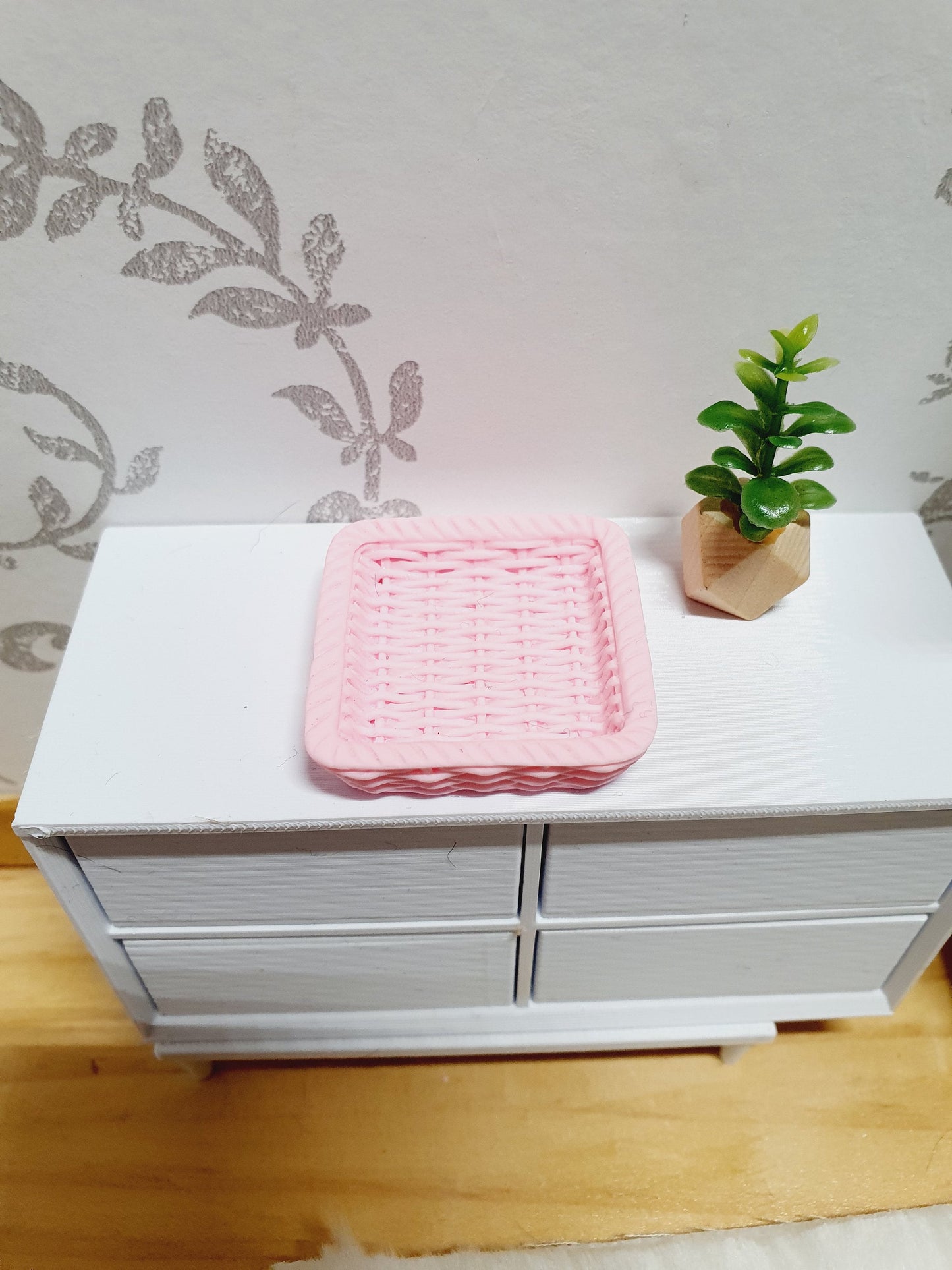 Dolls House Modern Rattan Tray | Choice of Colours | 1:12 Scale Miniature Accessory