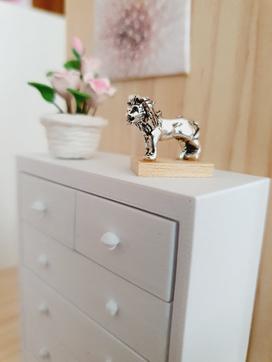 Dolls House Small Lion Ornament on a wooden stand, 1:12th Scale, Miniature Lion on a stand