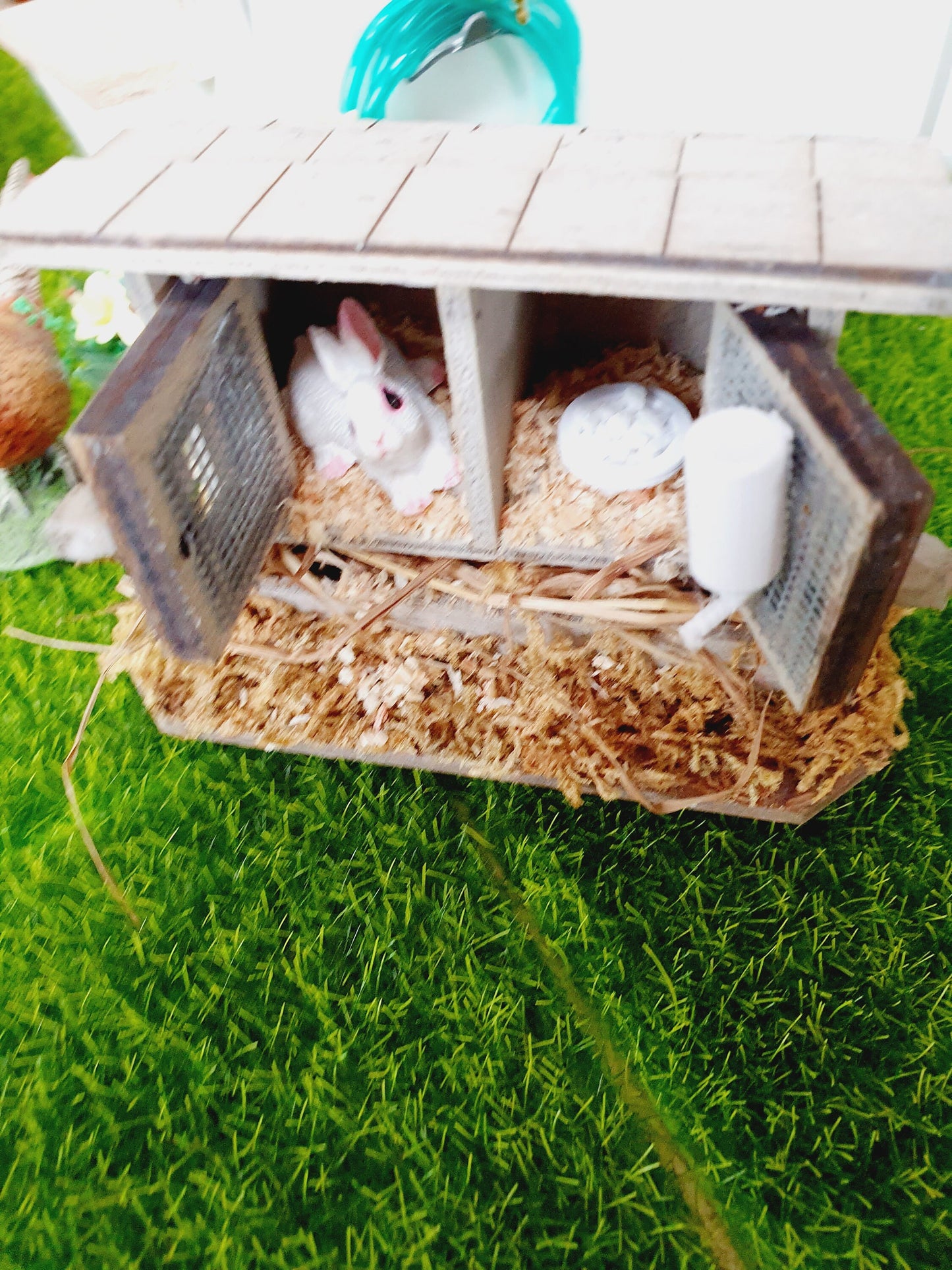 Dolls House Rabbit Hutch Set | Includes Accessories & Rabbit | 1:12 Scale Miniature