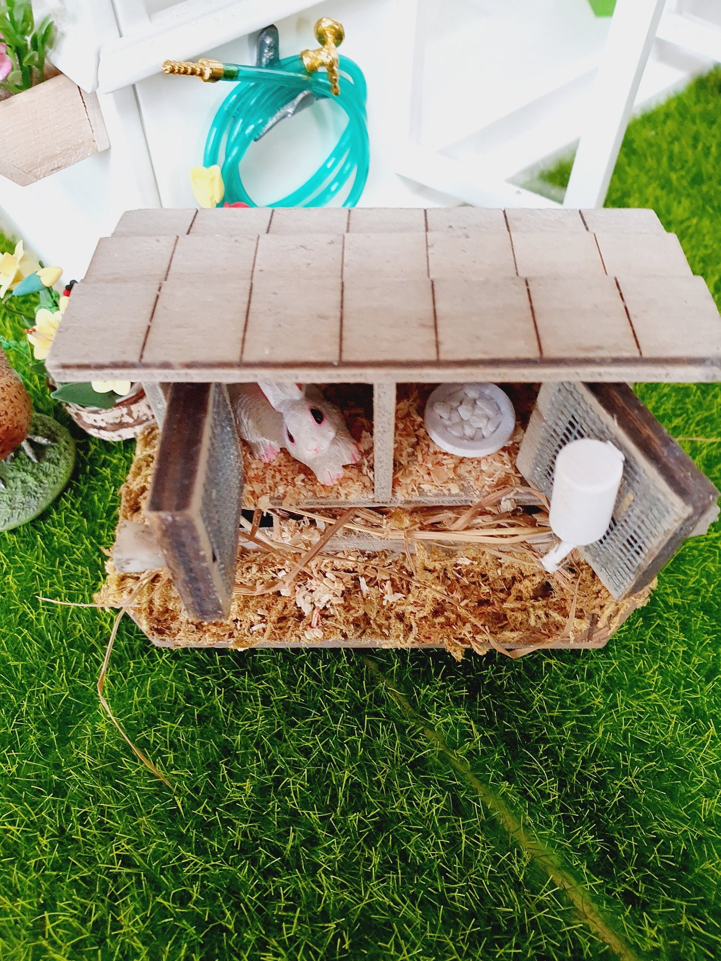Dolls House Rabbit Hutch Set | Includes Accessories & Rabbit | 1:12 Scale Miniature