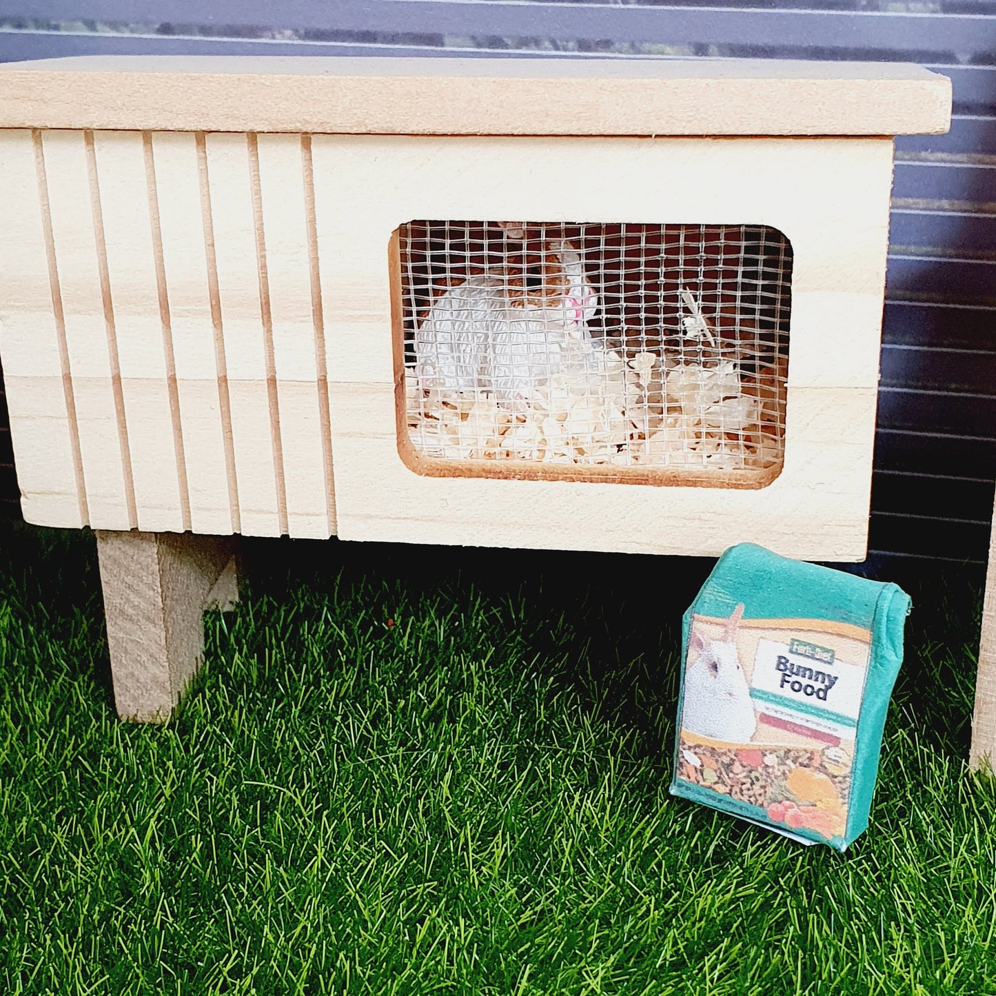 Dolls House Rabbit Hutch Set | With Accessories & Rabbit | 1:12 Scale Miniature